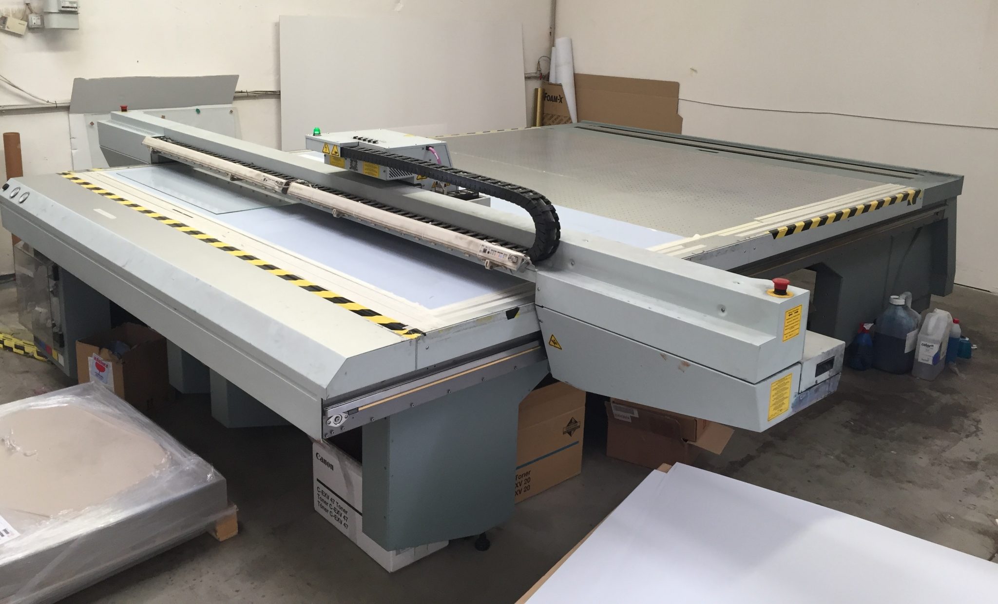 OCE Arizona 350 XT - UV flatbet tiskový stroj - Obrázek 2