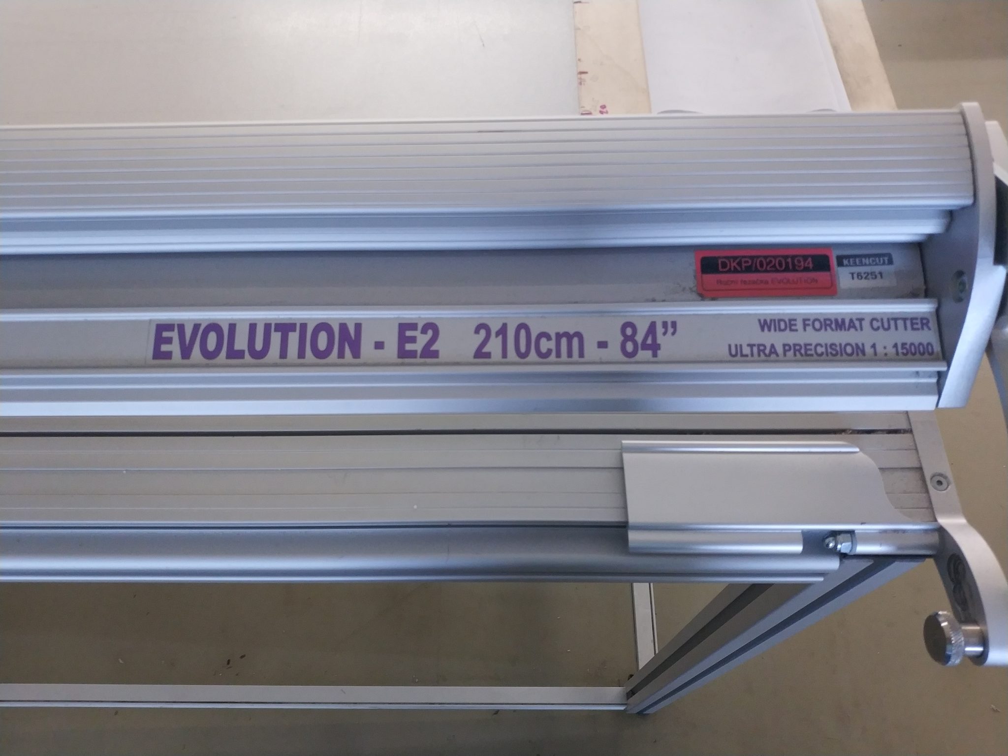 Tiskárna HP Latex 335-FLETBED – s řezacím plotrem - Obrázek 3